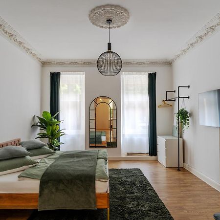 Leben Wie Ein Kreuzberger Altbau Charme Mit Stuck In Bester Kiezlage Berlin Exterior foto